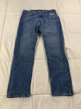 Preloved LEVI STRAUSS & CO jeans size 36